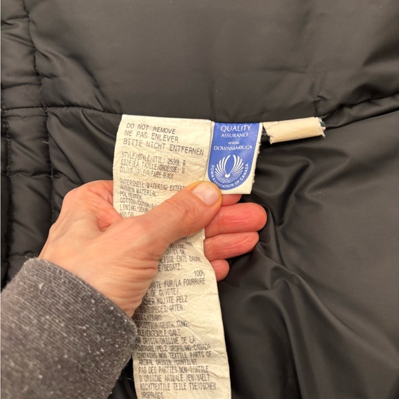 Canada Goose Montebello Parka Heritage - Picture 16 of 16